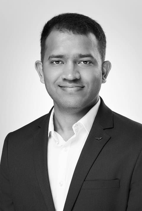 Portrait of Aniket Ahire